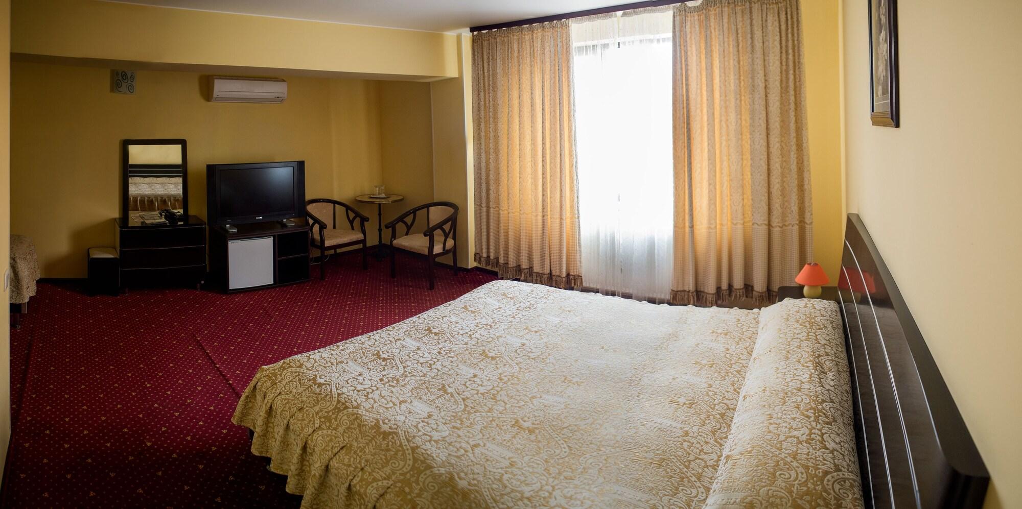 Regal Hotel